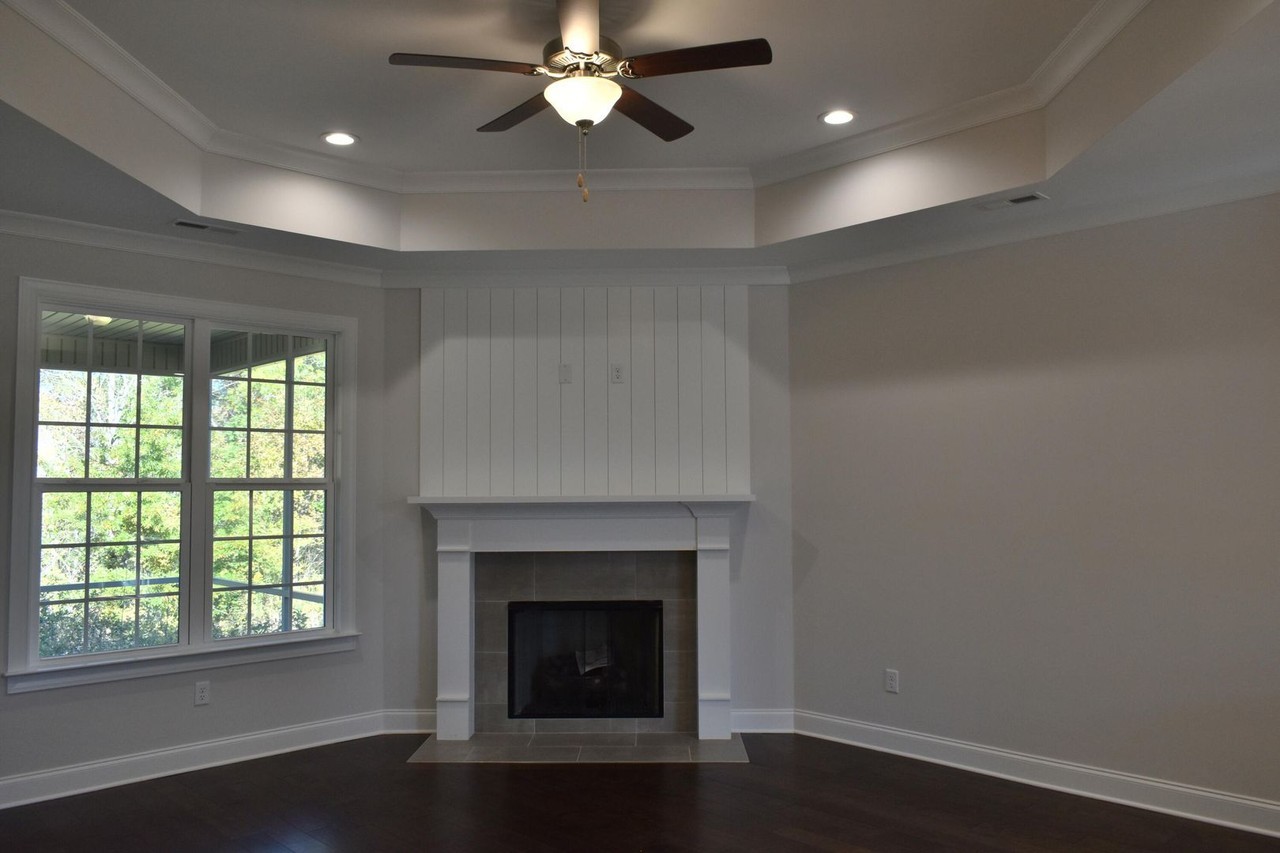 1011 Jackson Mill Dr - Photo 2 of 39