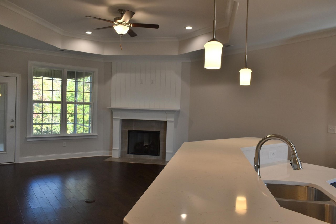 1011 Jackson Mill Dr - Photo 5 of 39