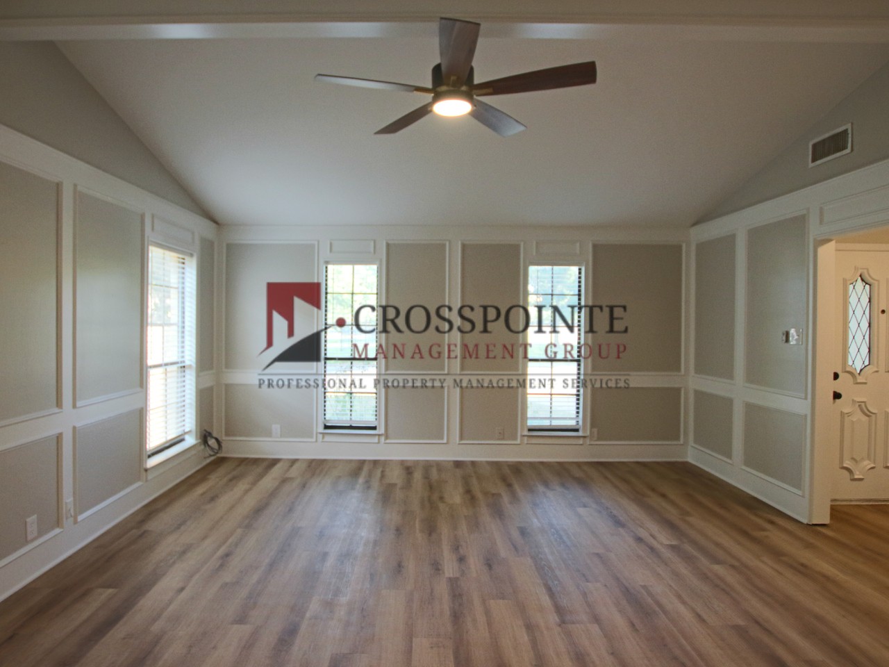 3226 Bain Pl - Photo 2 of 30