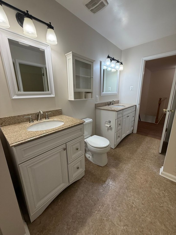 4614 Louise Saint Claire Dr - Photo 5 of 23