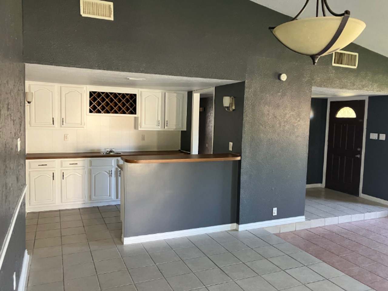 3414 Jones Dr - Photo 5 of 21