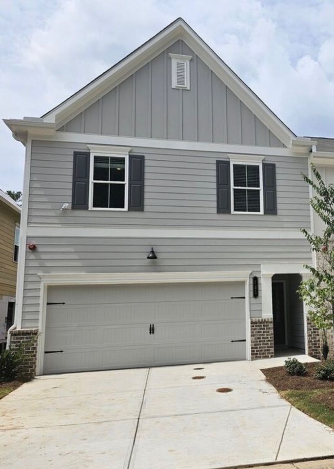781 Trevett Way