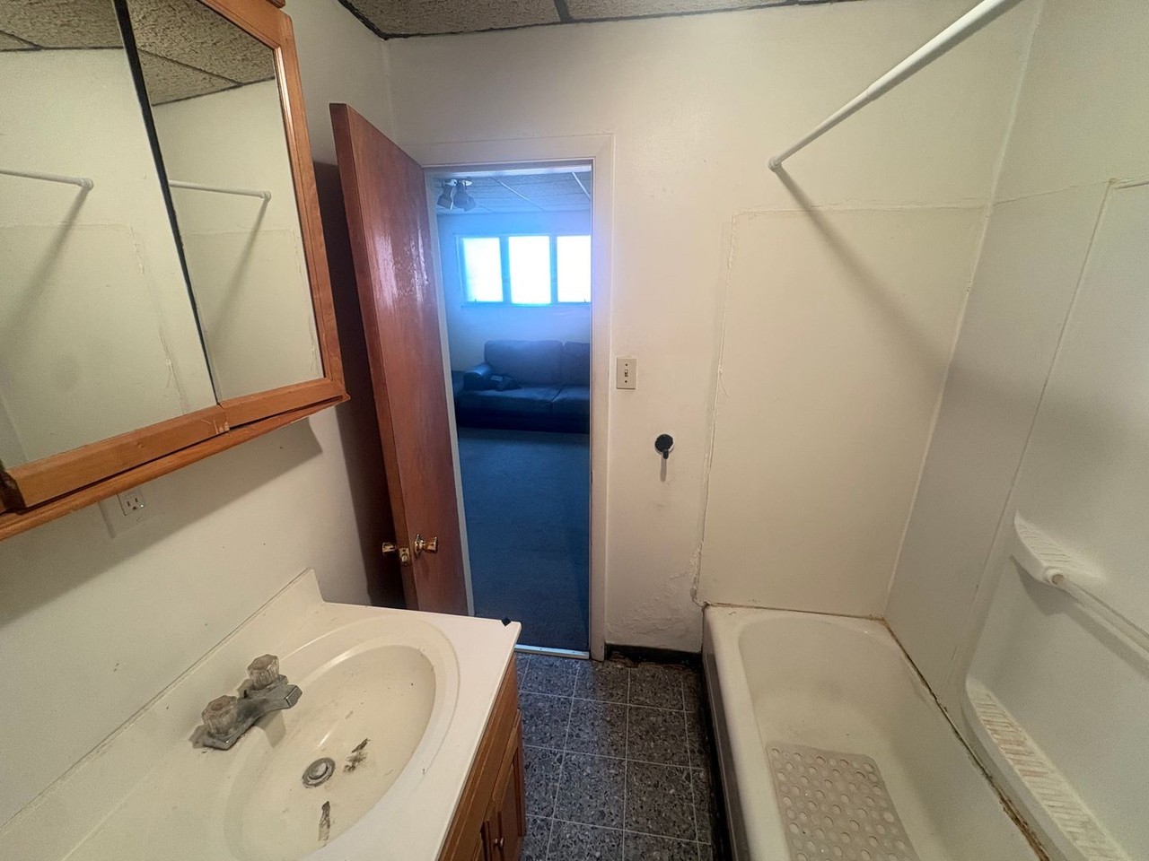 1835 Willow St - Photo 7 of 9