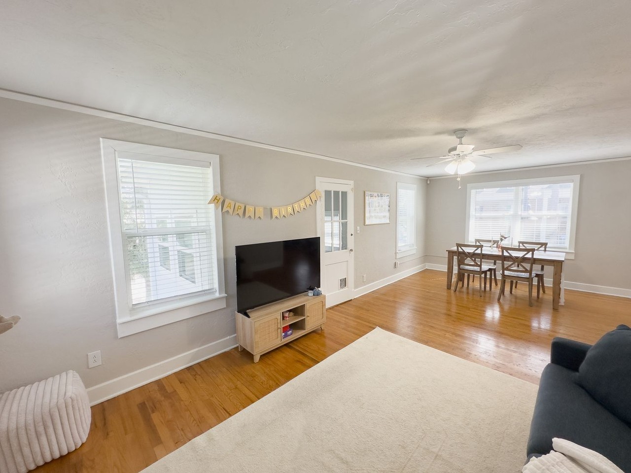 1006 Sw 8th Ave - Photo 4 of 22