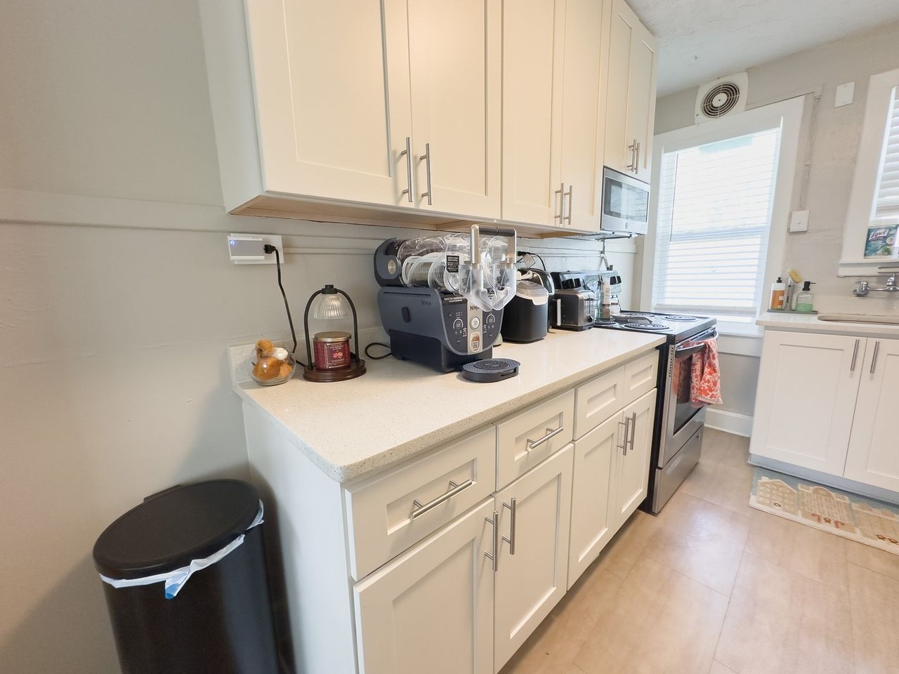 1006 Sw 8th Ave - Photo 5 of 22