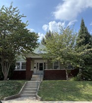 425 N Lincoln St - Photo 1 of 1