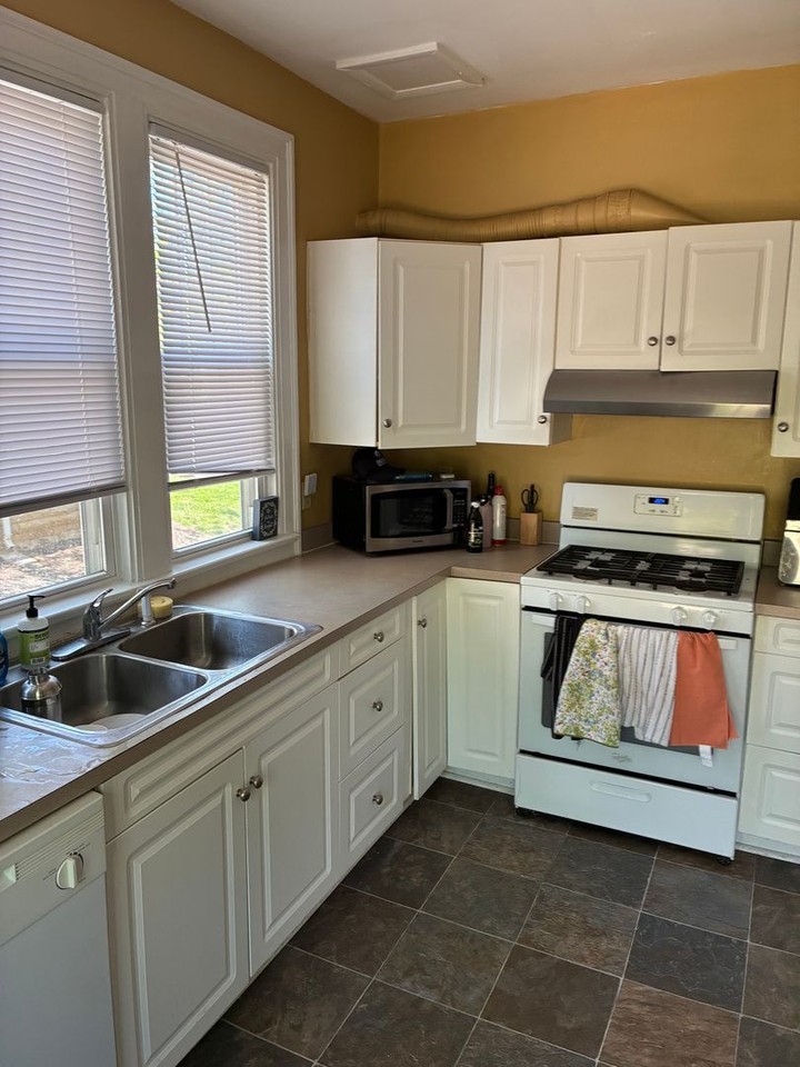 719 E Hunter Ave - Photo 3 of 12