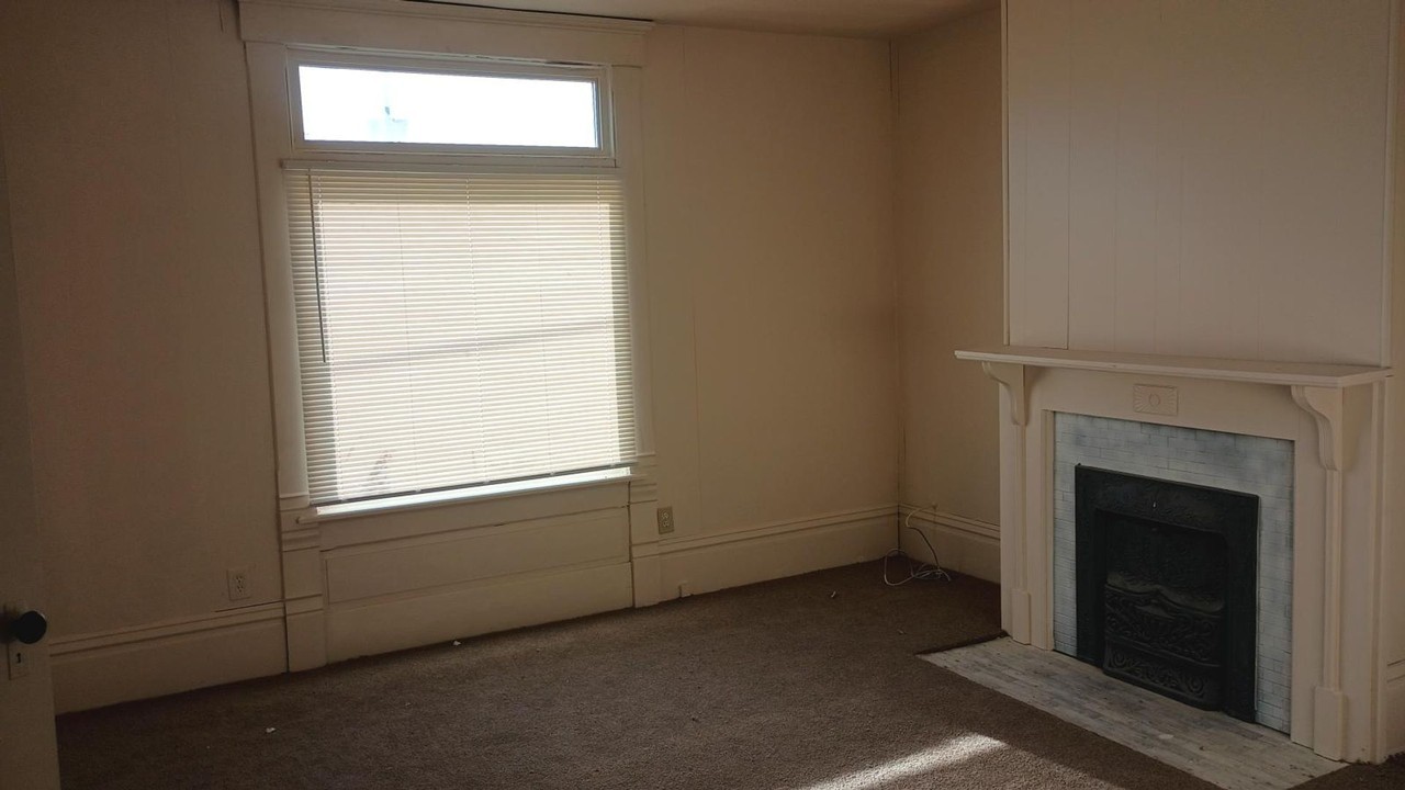 334 Mount Vernon Rd - Photo 2 of 20