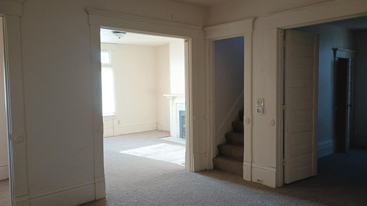 334 Mount Vernon Rd - Photo 3 of 20