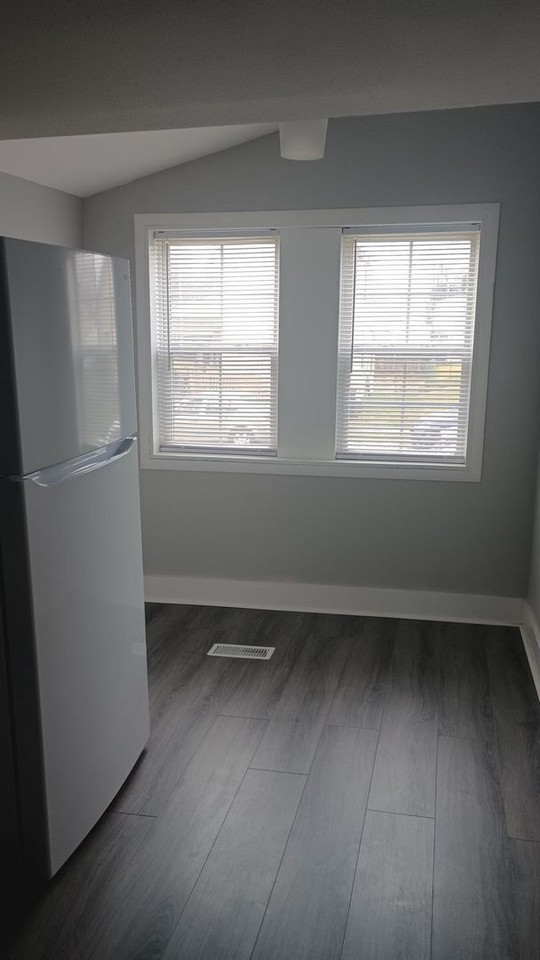 399 N 10th St - Photo 6 of 10