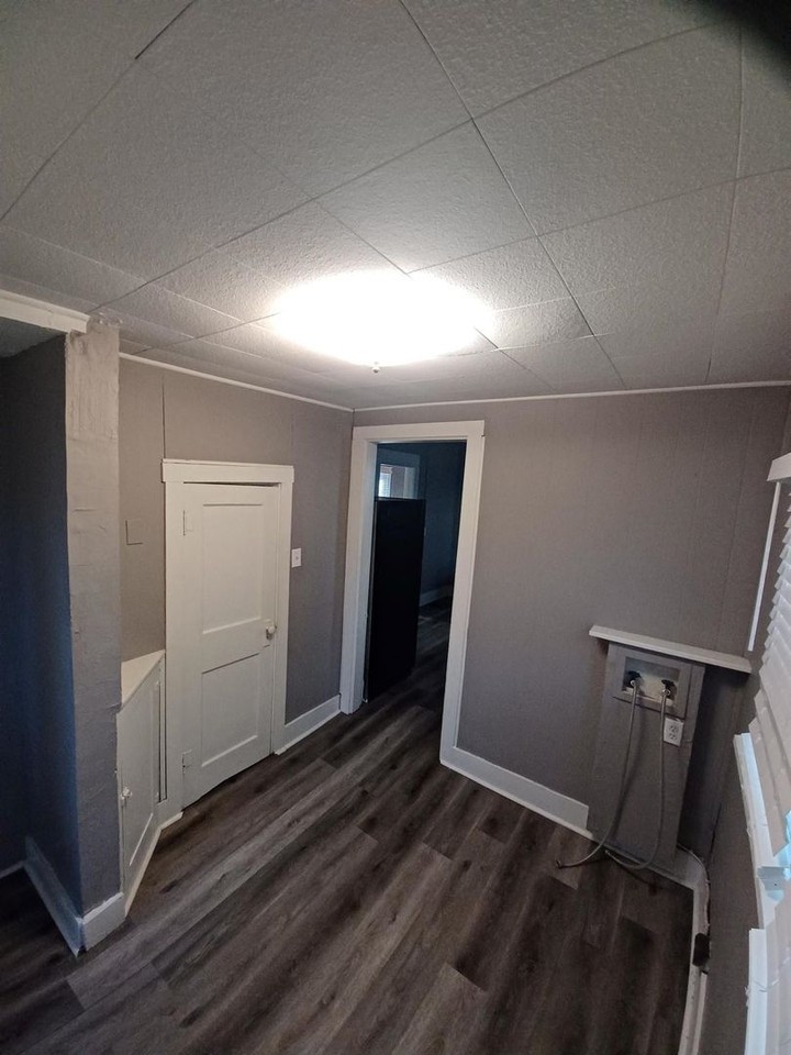 1412 Sw Fillmore St - Photo 6 of 38