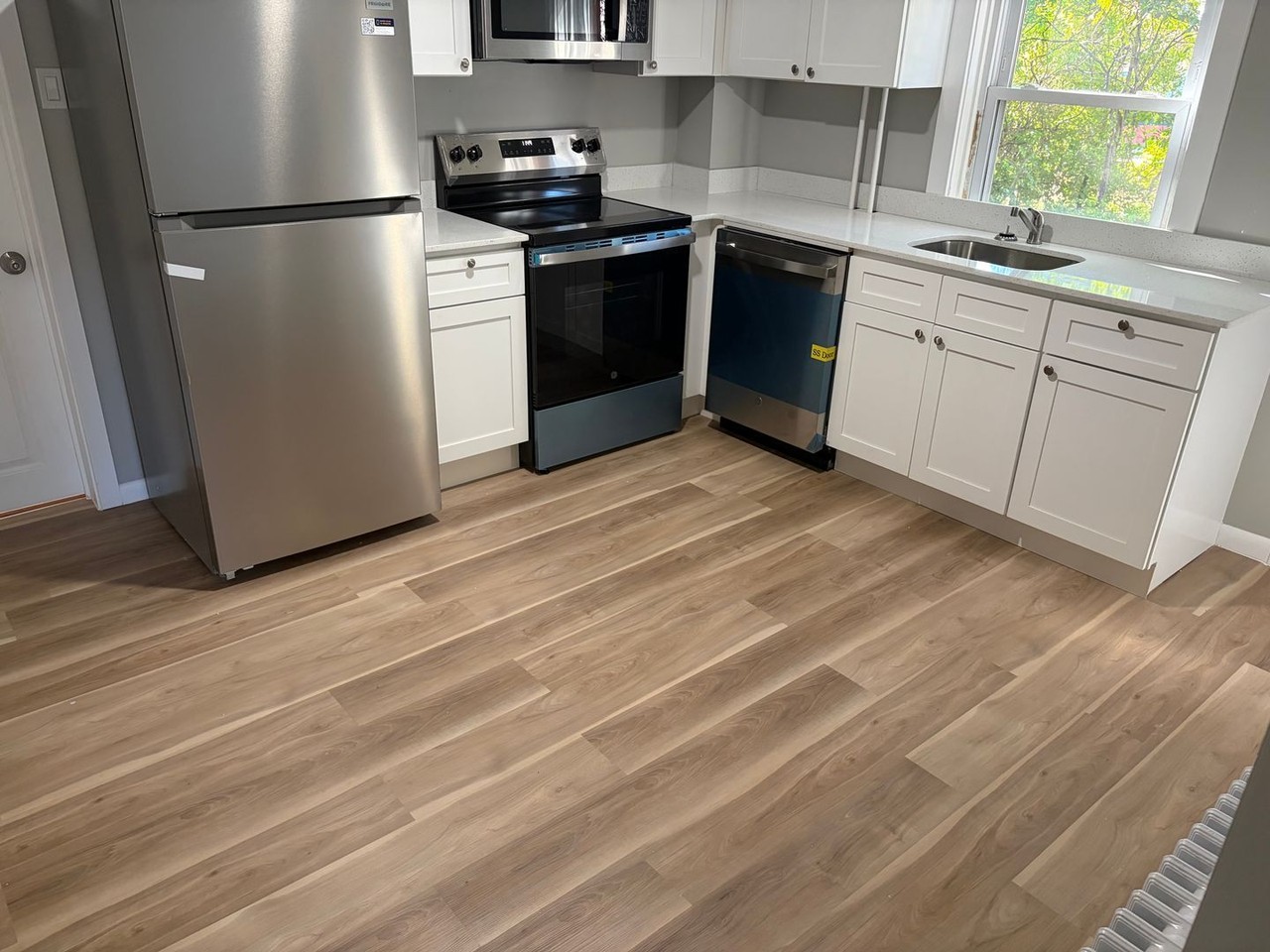 120 S 4th St - Photo 3 of 30
