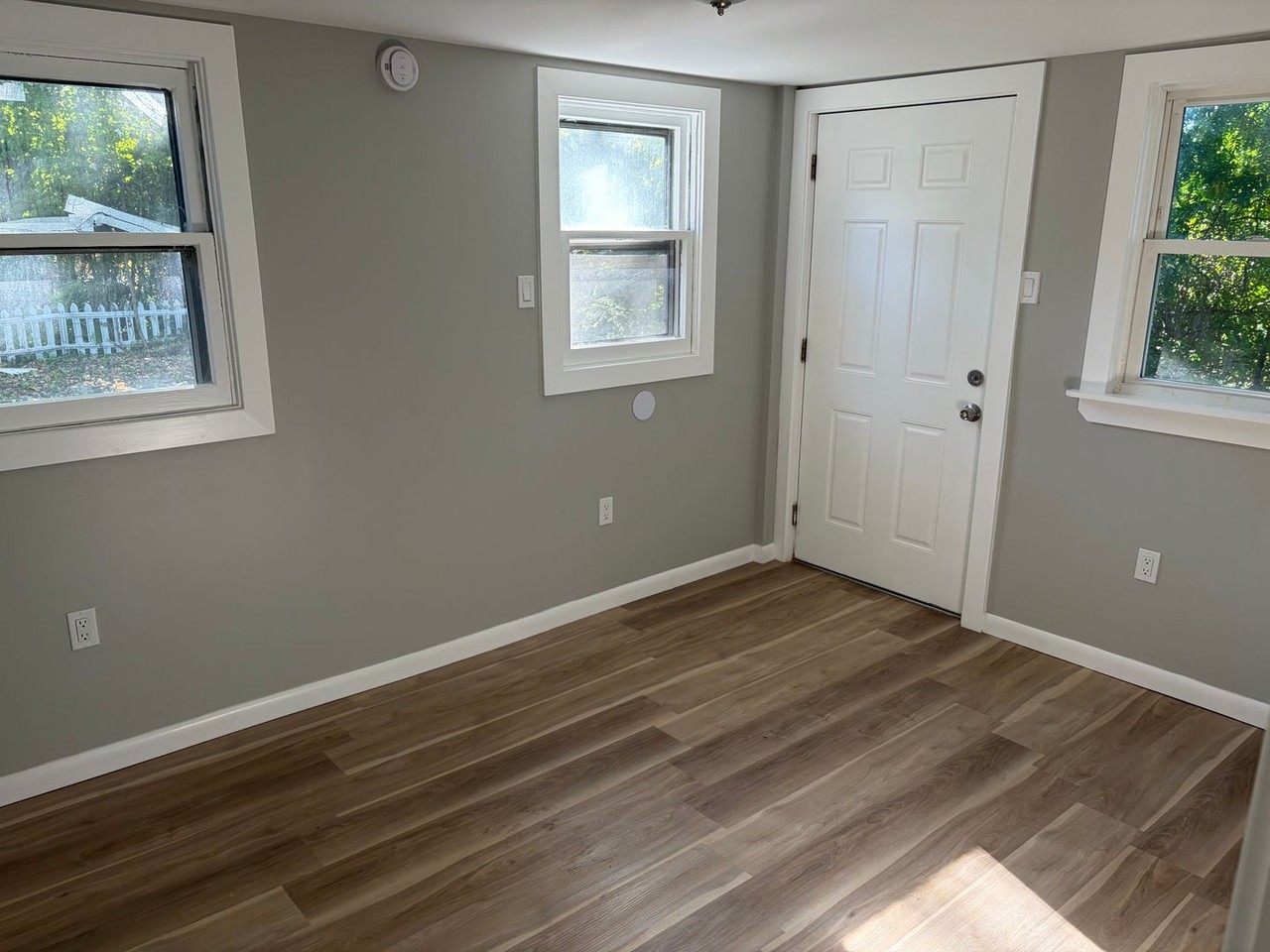 120 S 4th St - Photo 5 of 30