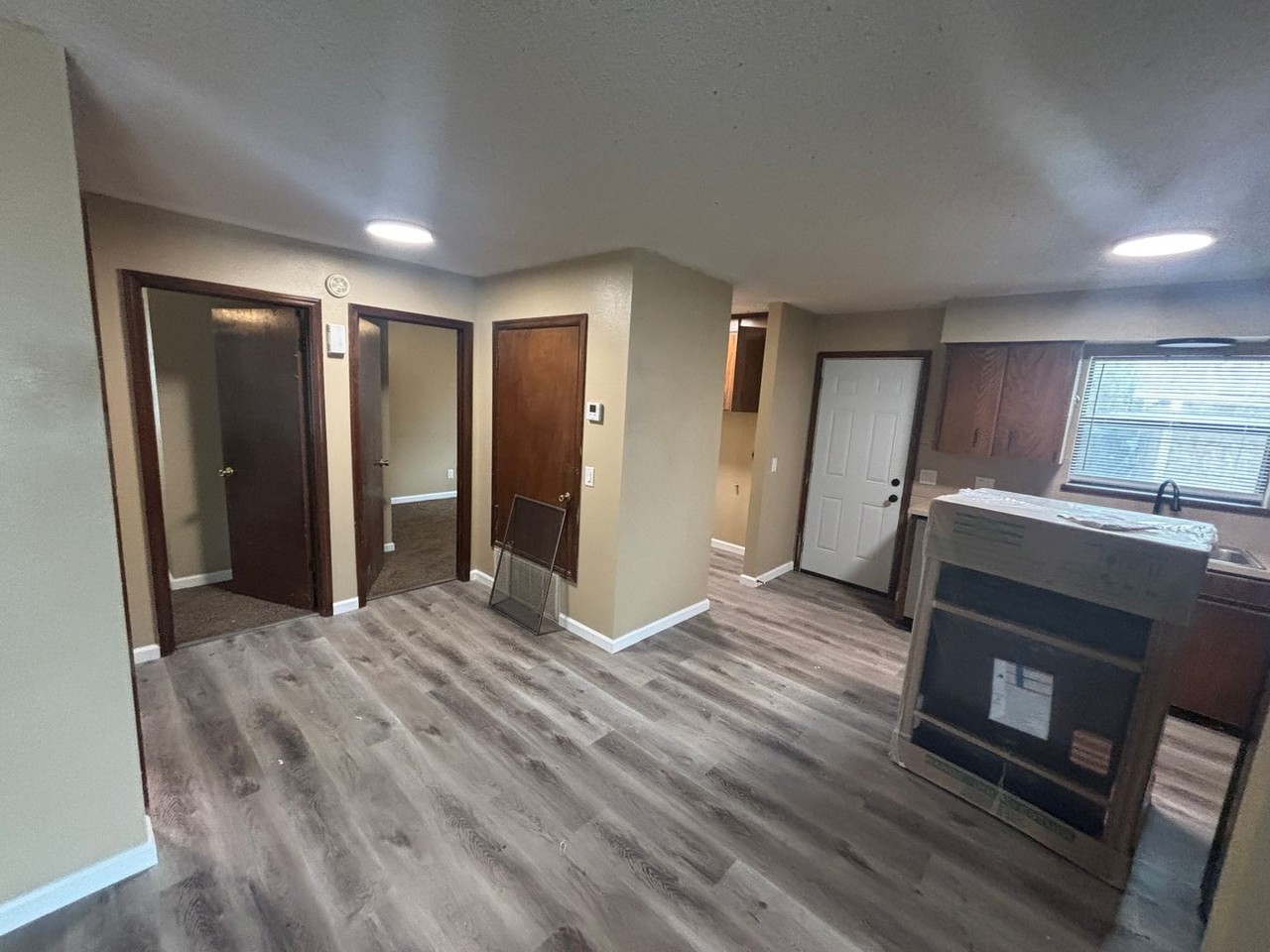 1123 E 5th Ave - Photo 3 of 10