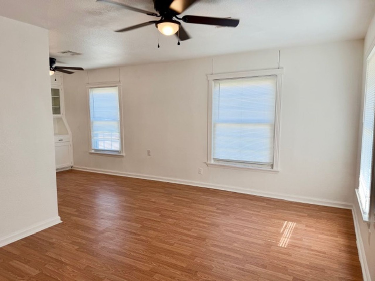 3101 Mckenzie Ave - Photo 2 of 9