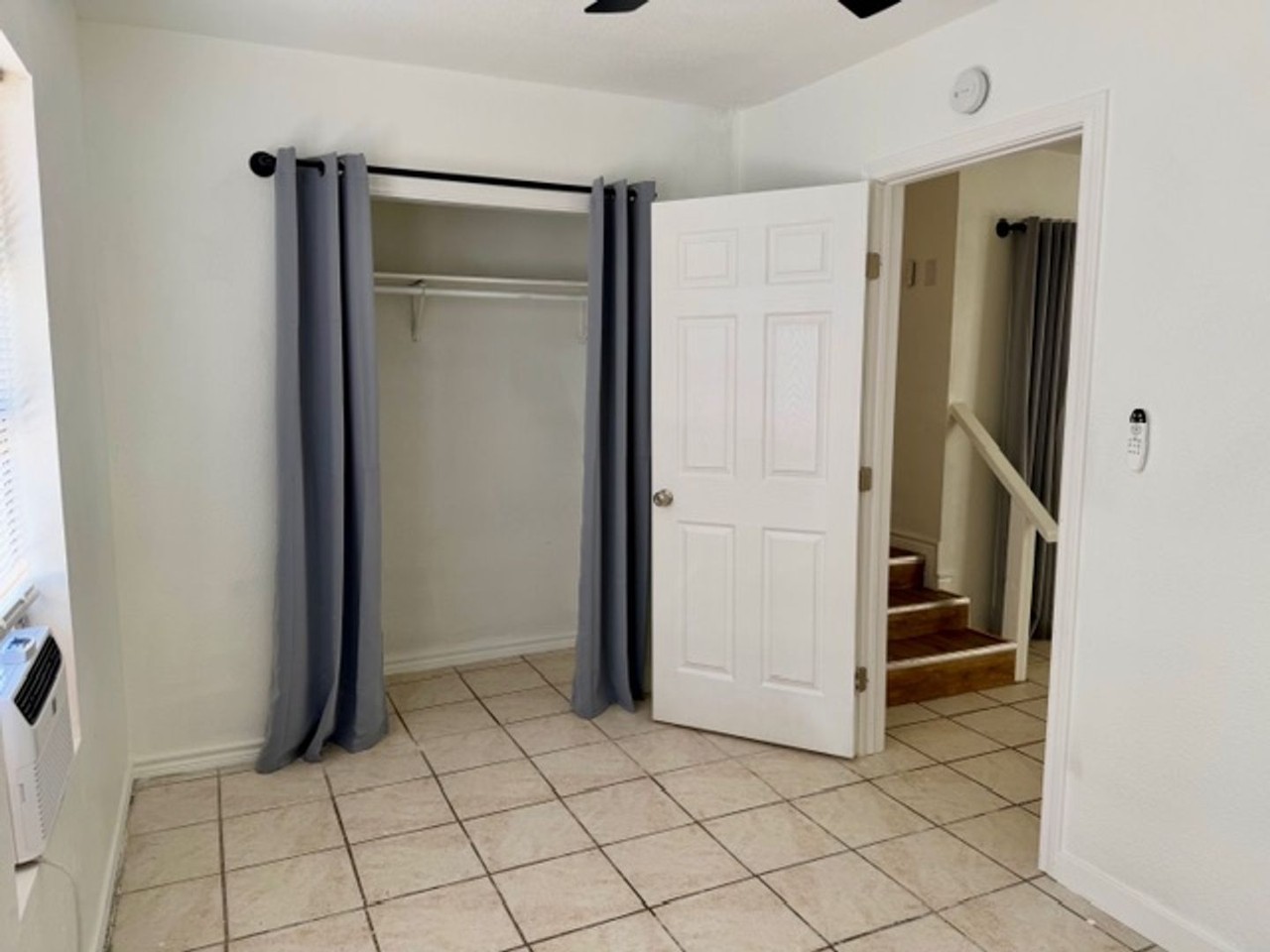 3101 Mckenzie Ave - Photo 6 of 9