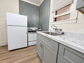 218 Lowell St - Photo 1 of 1
