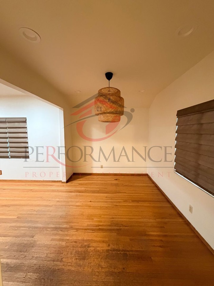 2604 Corto St - Photo 4 of 18