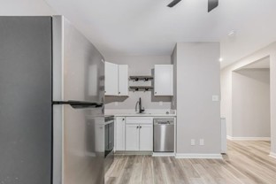 201 Howell St #200D - Photo 1 of 1