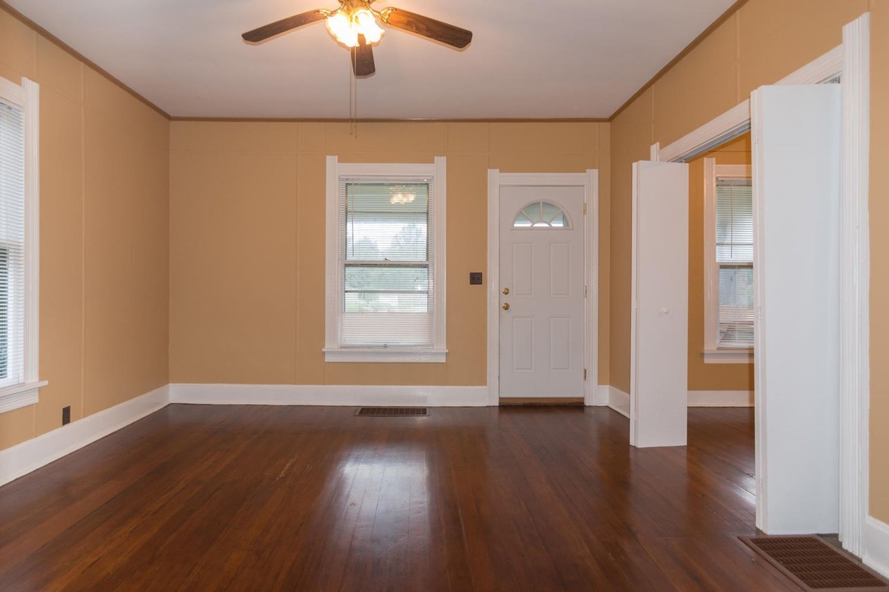 821 S Anna Lee Ln - Photo 5 of 22