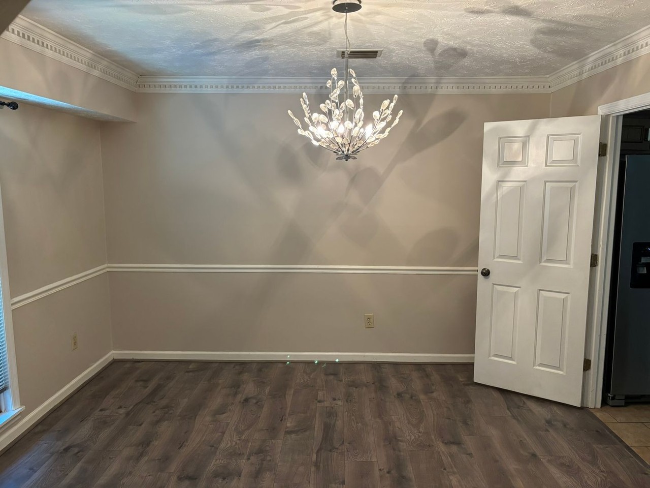3527 Marriott Dr - Photo 4 of 18