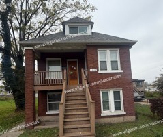 featured image of 4324 Clark Ave