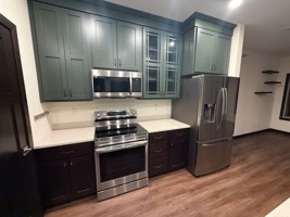 featured image of 715 Lake Shore Dr Ne