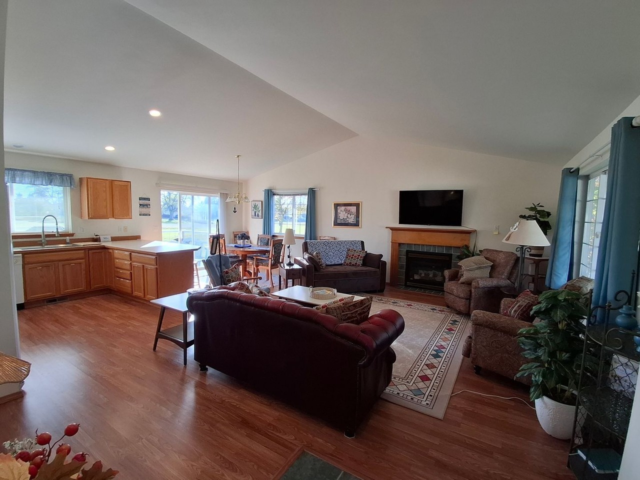 4793 N Golf Course Dr - Photo 5 of 32