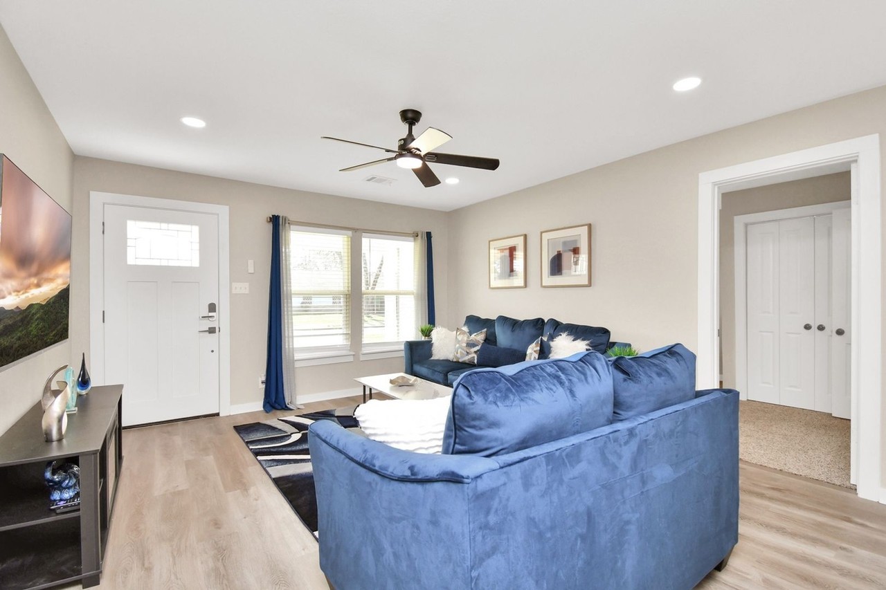 5123 Dewberry St - Photo 4 of 22