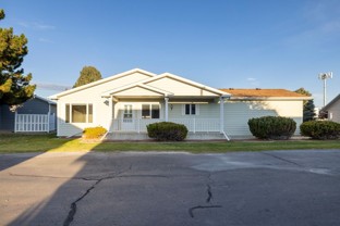 1544 Golden Blvd - Photo 1 of 1