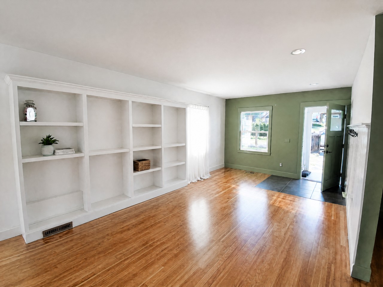 1106 Franklin St - Photo 2 of 34