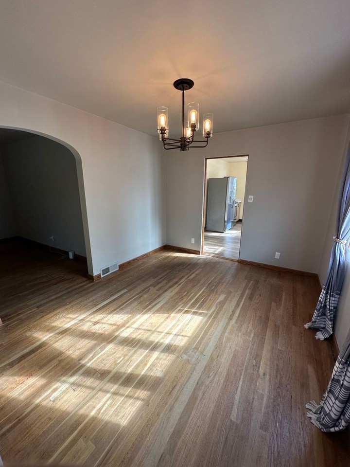 3809 Dey Ave - Photo 6 of 18