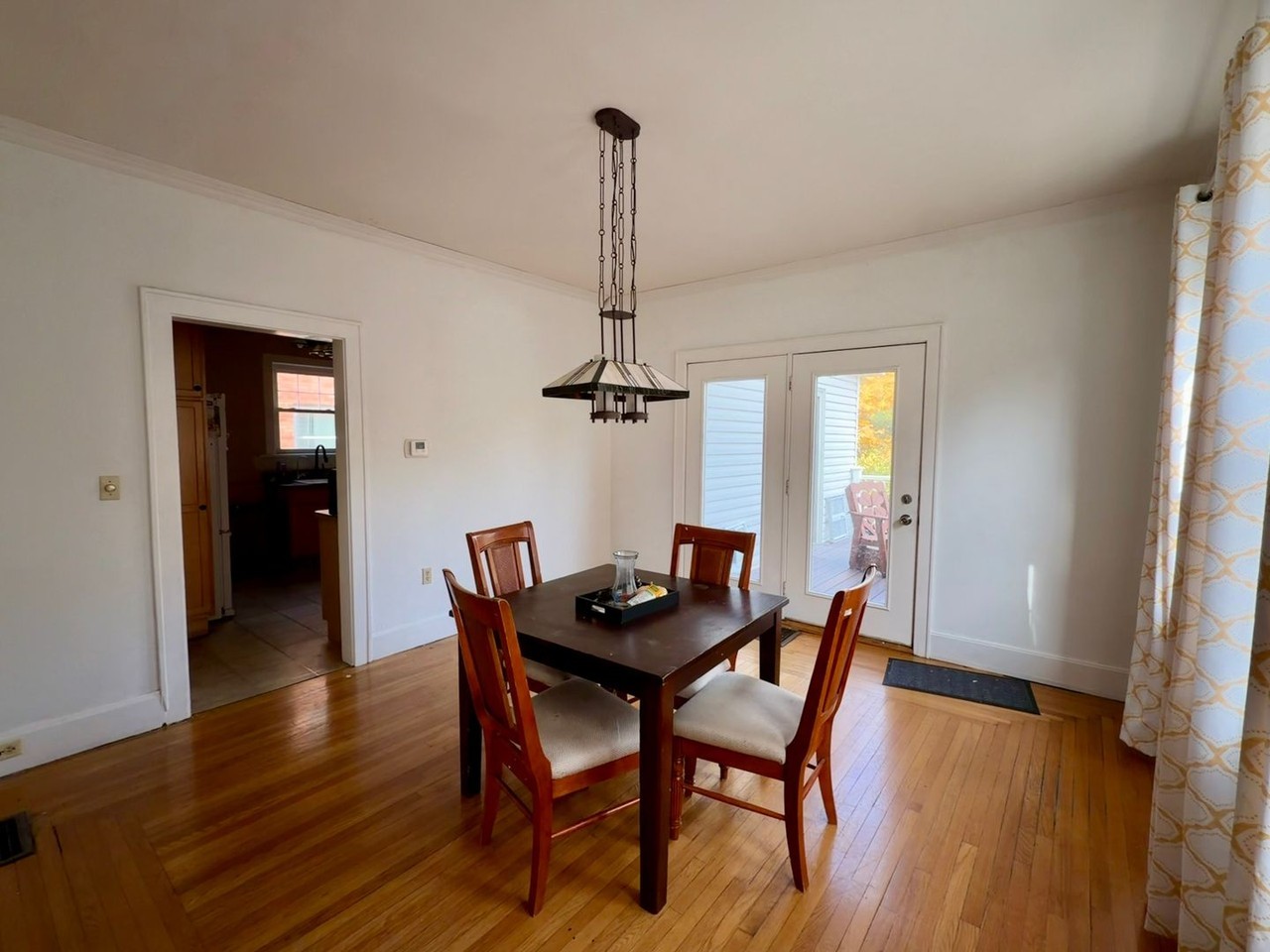 5682 Colerain Ave - Photo 6 of 26