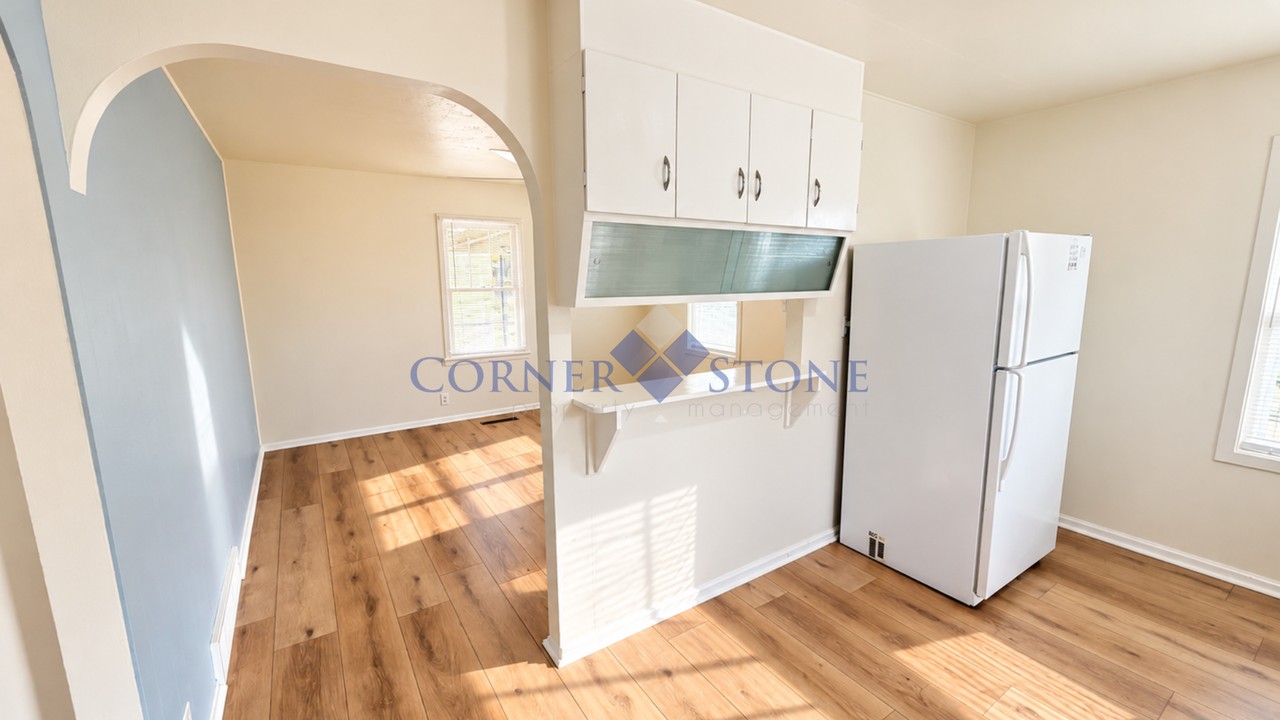 246 Shoshone Ave - Photo 7 of 23