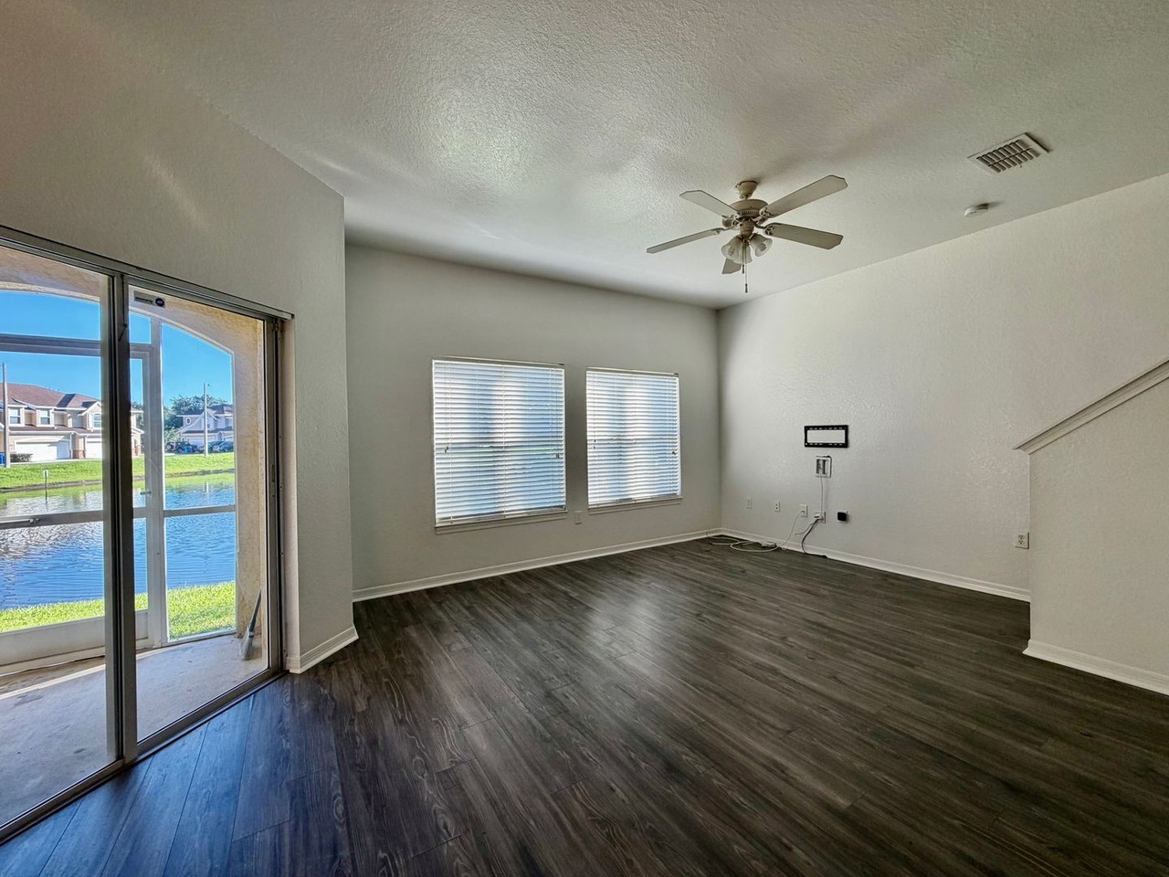 10842 Dragonwood Dr - Photo 3 of 26