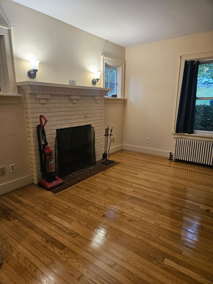 172 W Prospect Ave - Photo 4 of 15