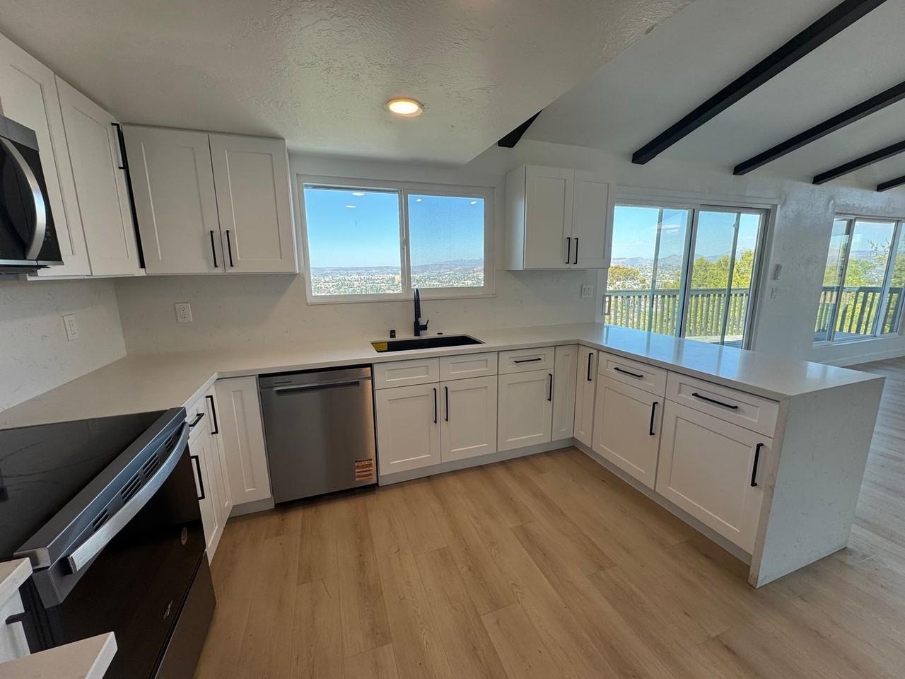 5048 Bluff Pl - Photo 7 of 19