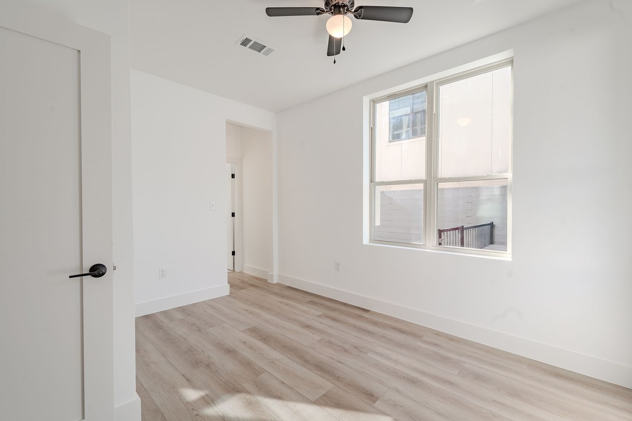 1640 Serenity Dr - Photo 3 of 29
