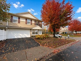 featured image of 3232 Oak View Dr