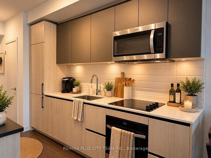 150 Logan Avenue #720 - Photo 4 of 20