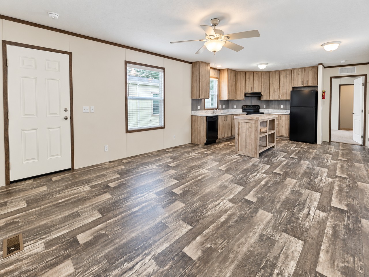 1812 Sw 12th St #40 - Photo 2 of 24