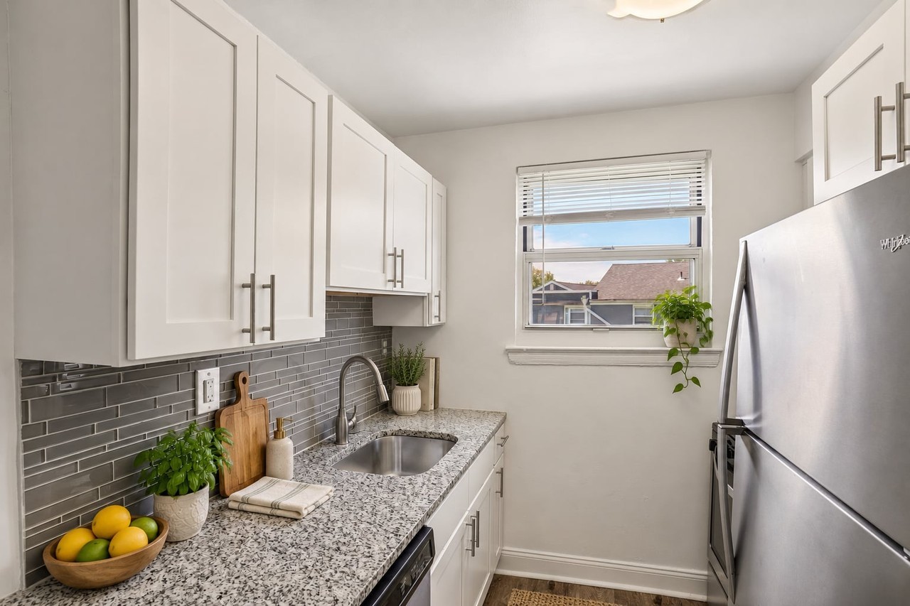 Elmwood Village Apartments and Townhomes - Photo 2 of 25