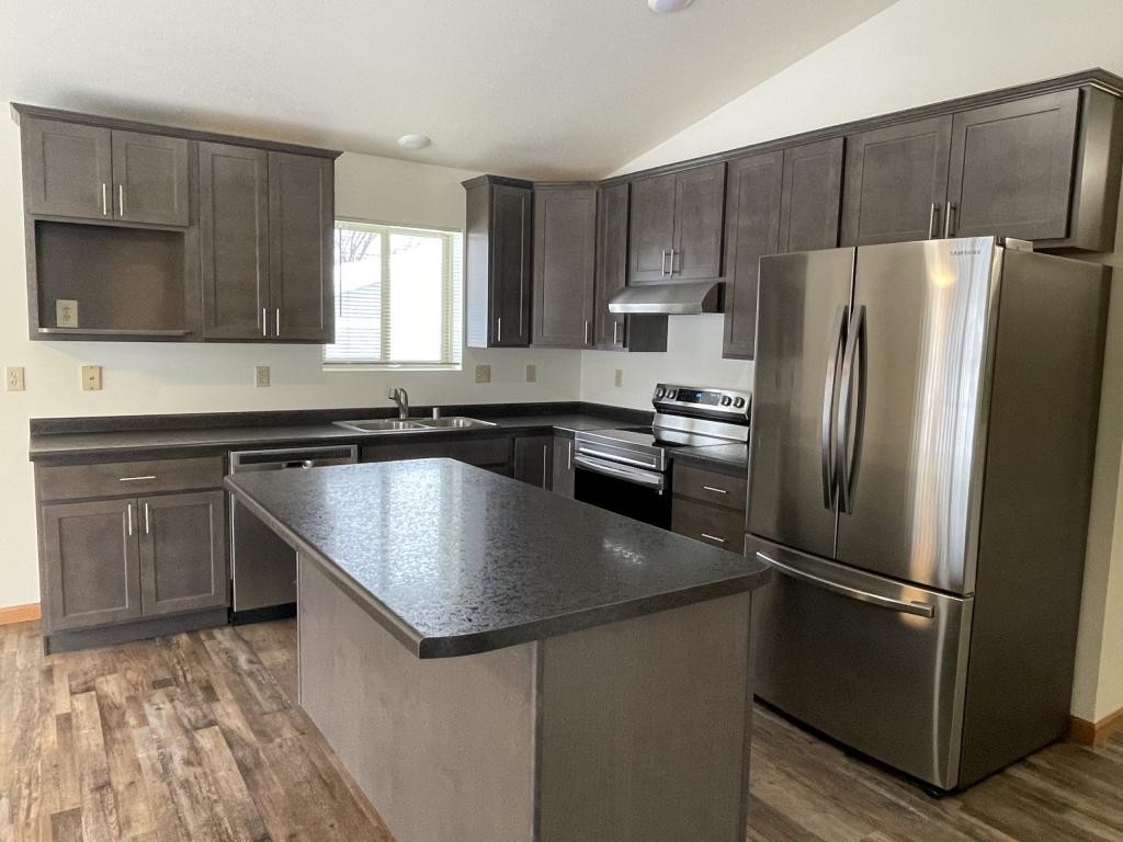 2710 S Meadow Lark Ln - Photo 2 of 4