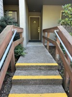 featured image of 1000 Se Bay Blvd