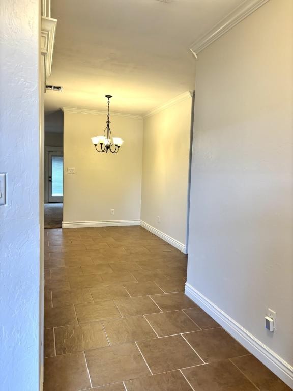 5704 Valor Ave - Photo 4 of 31