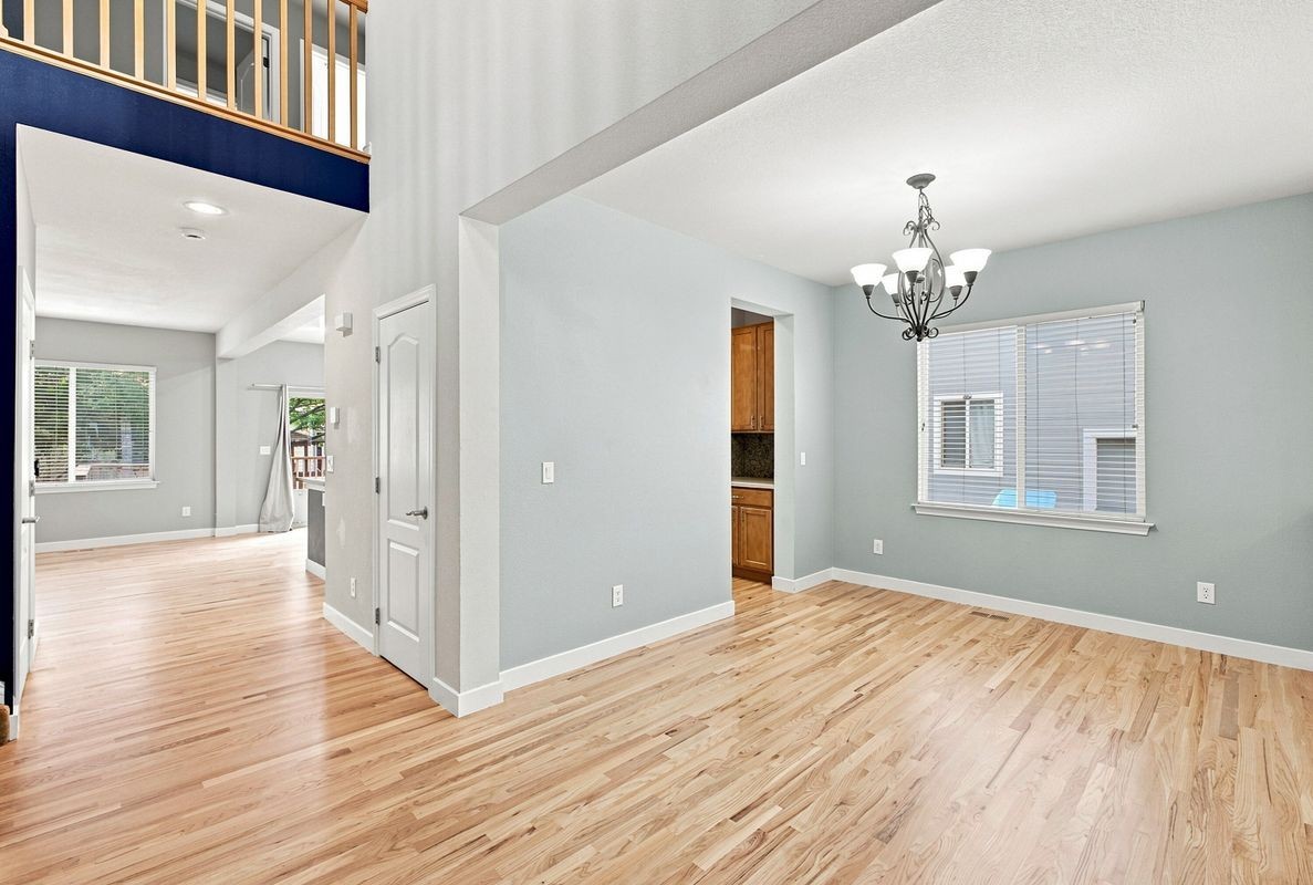 12226 Helena St - Photo 6 of 35