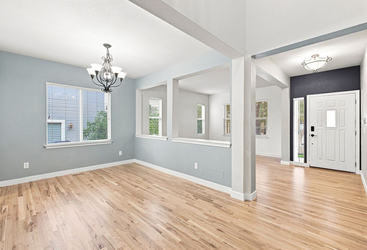 12226 Helena St - Photo 7 of 35