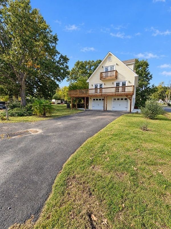 301 Hamilton St - Photo 2 of 21