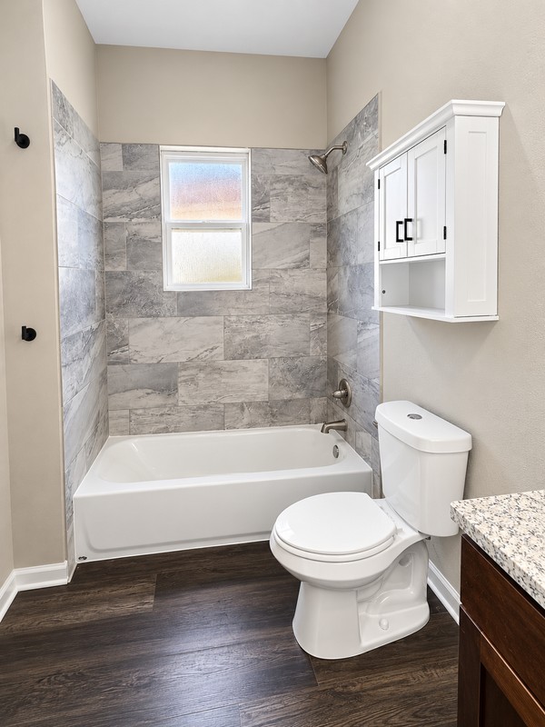 202 Burton Dr - Photo 7 of 11