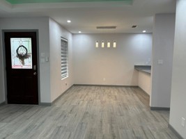 featured image of 9205 N 30th St